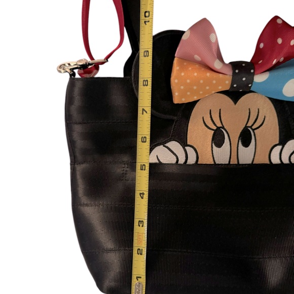 Harvey’s Disney Minnie Mouse Lots of Dots Purse - Picture 15 of 15
